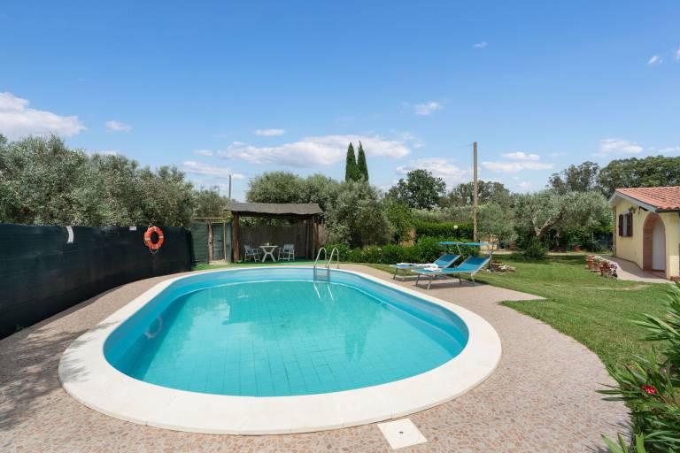 Fully equipped villa with terrace, garden & private pool | Panoramic view | Dogs allowed — photo 5