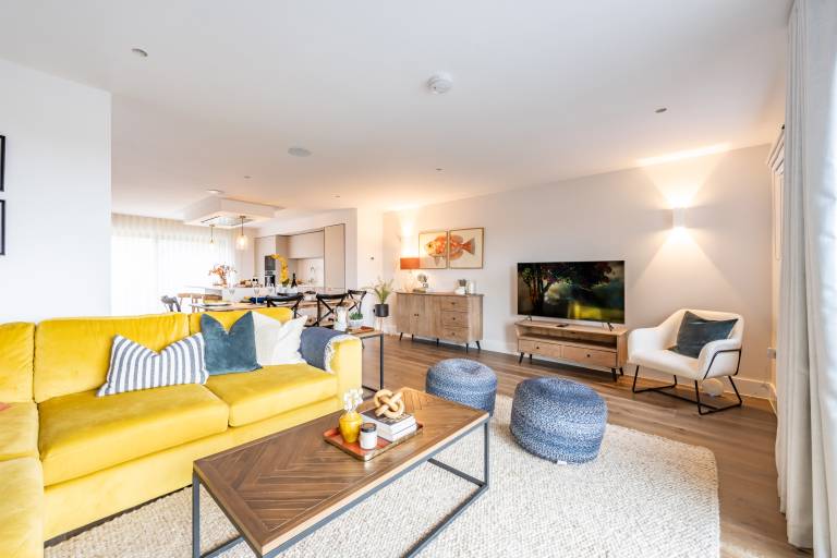 Family-oriented cottage with yard | Beach view | Close to the beach | Dogs allowed in Newquay