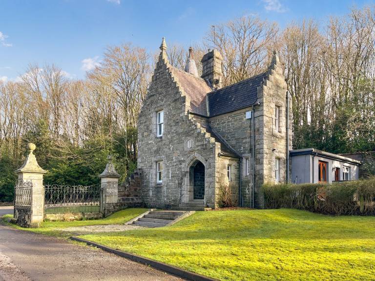 Cottage Gatehouse of Fleet