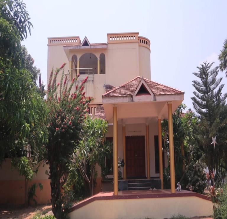 Sri Sai Palace Muttukadu