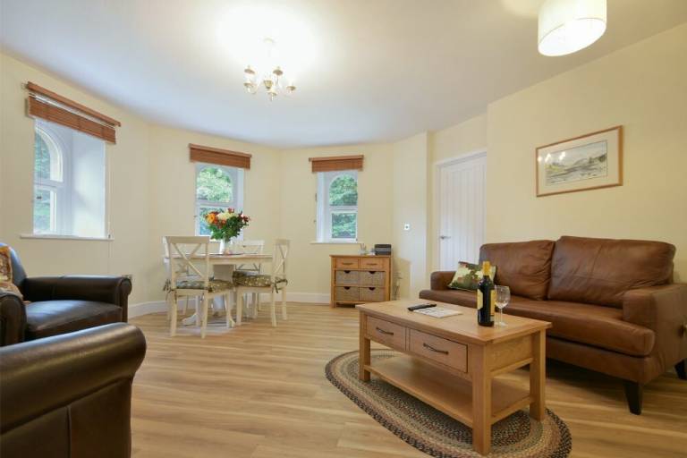 Family-oriented cottage with yard | Pets are welcome — photo 5