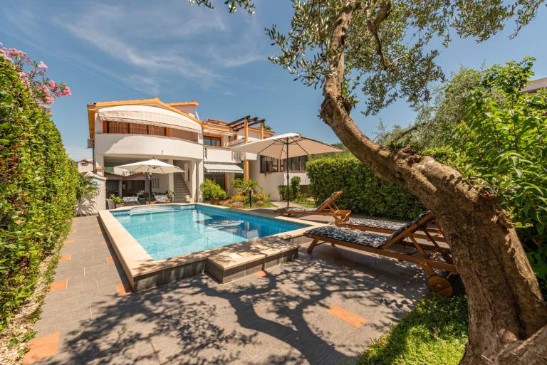 Villa Debeljak