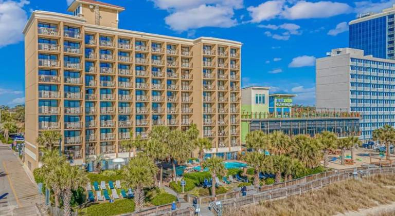 Relaxing Oceanfront Condo - Holiday Pavilion 211 — photo 4