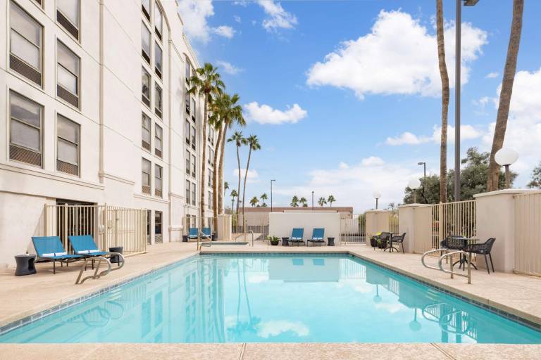 Hampton Inn Phoenix/Chandler — photo 3