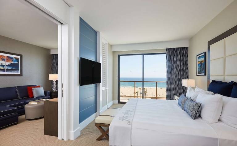 Resort  Huntington Beach