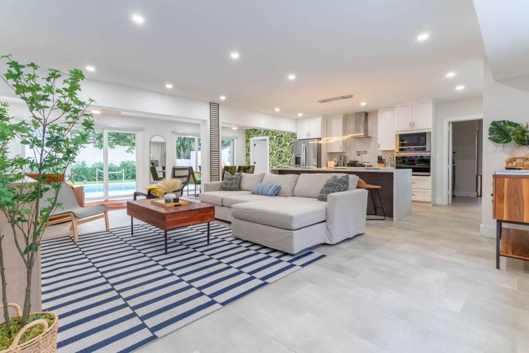 House Pompano Beach