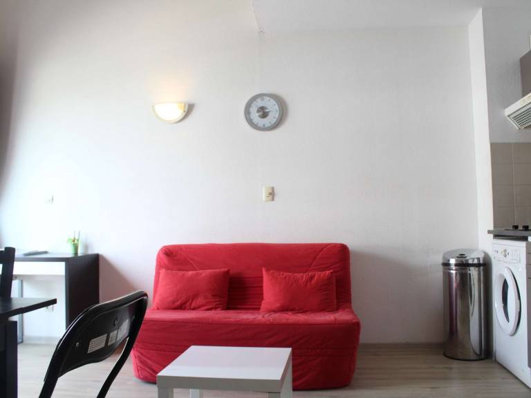 Holiday apartment with pool — photo 3