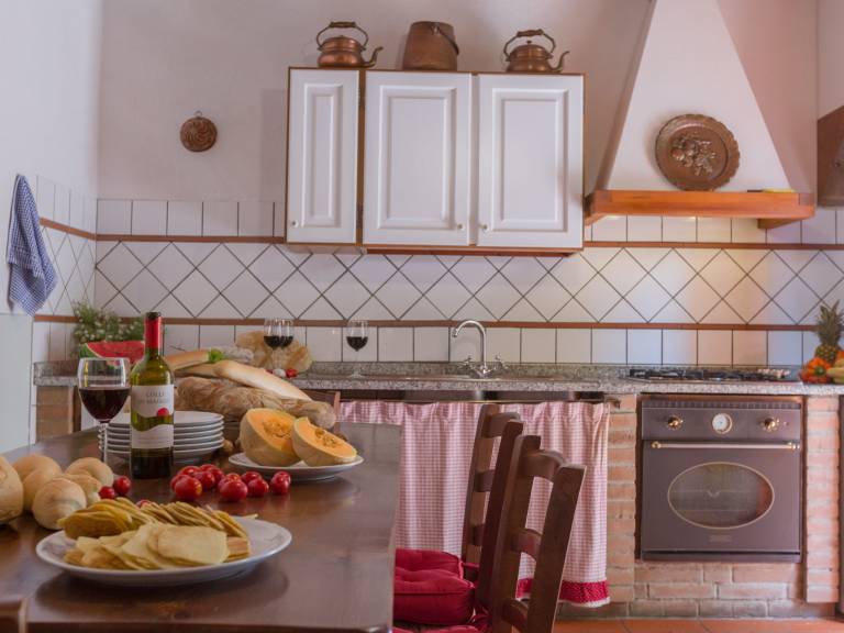 Family-oriented charming holiday apartment with pool, yard & terrace | Pet-friendly — photo 5
