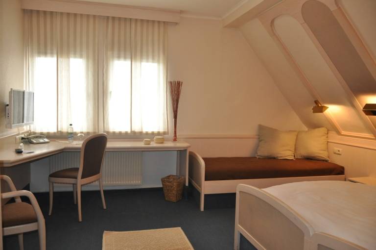 Dreibettzimmer