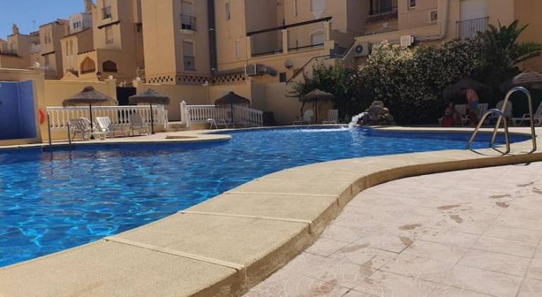 Holiday apartment with pool — photo 5