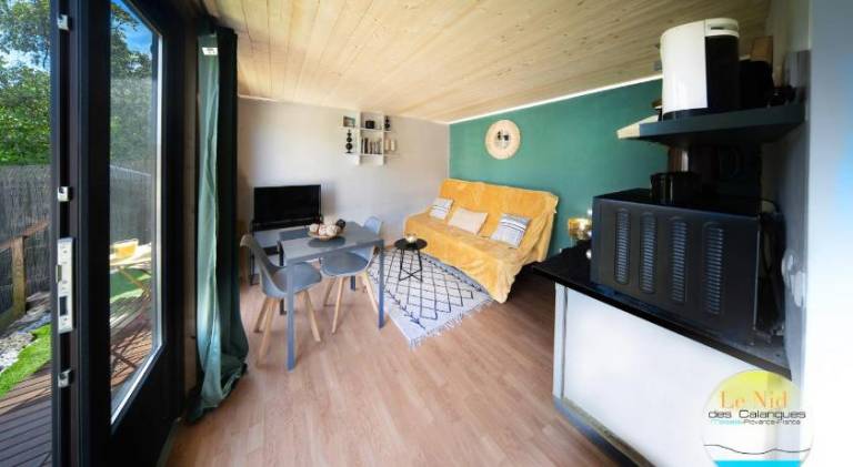 Rental apartment with hot tub, pool & garden — photo 2