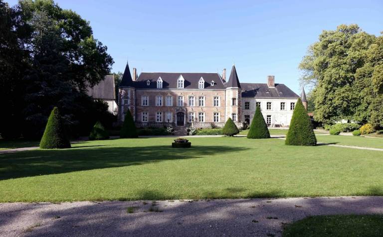 Castle  Dominois
