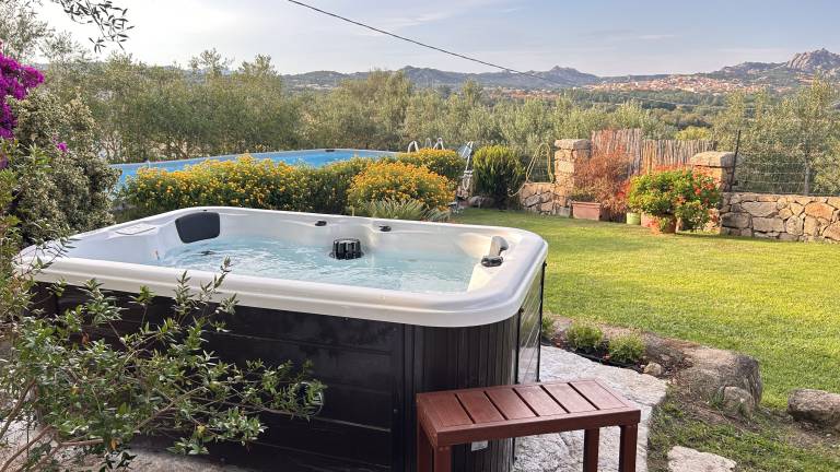 Ferienhaus in Arzachena für max. 8 Personen, Ferienhaus in Arzachena für max. 8 Personen,