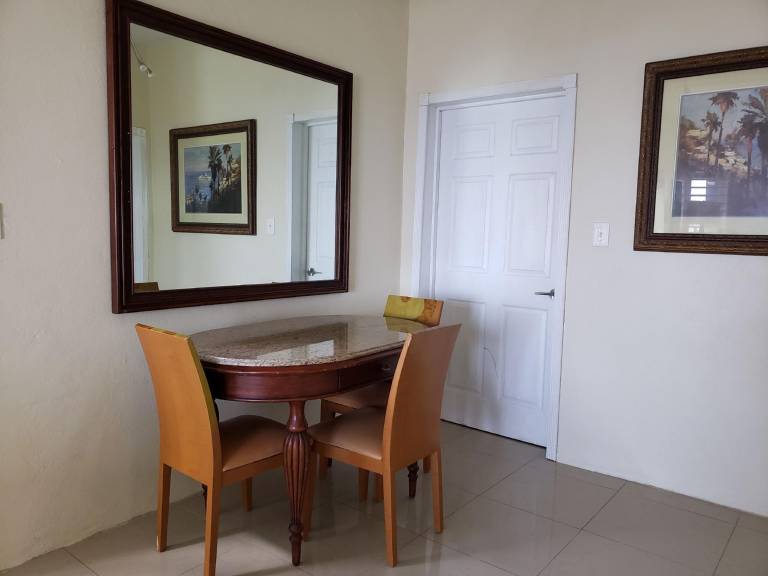 Villa Indigo 1BR in Private Gated Estate — photo 4