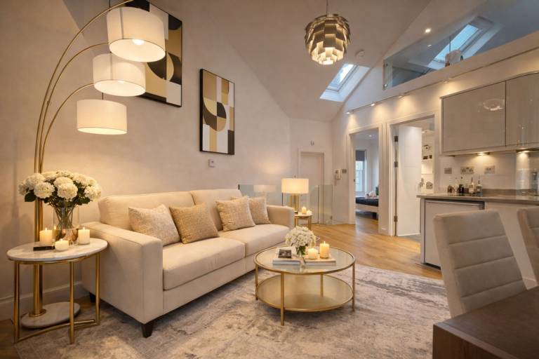 LuxuryLondonStays - Covent Garden Penthouse 2Bd Bright High Cieling — photo 2