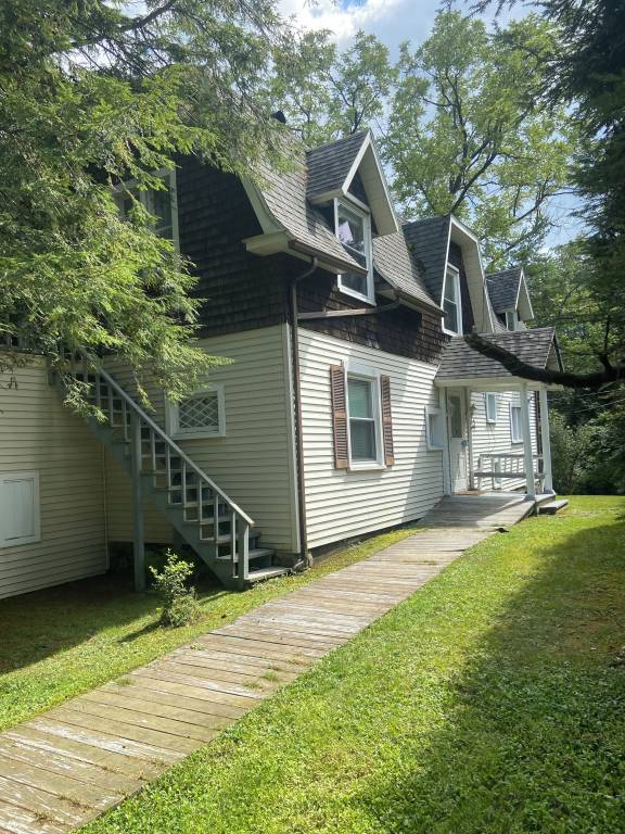 Cabin Worlds End State Park