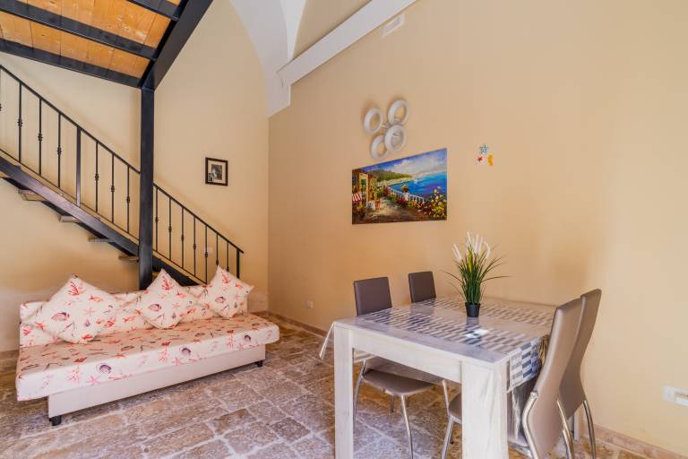 Holiday apartment with fast internet | City view — photo 2