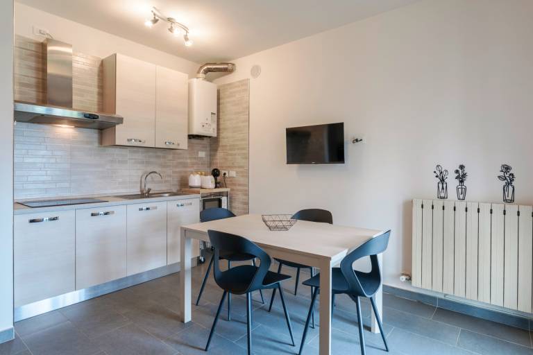 Holiday apartment with patio & barbecue — photo 4
