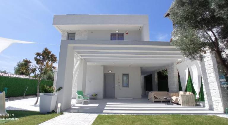 Villa with pool | Pets are welcome — photo 5