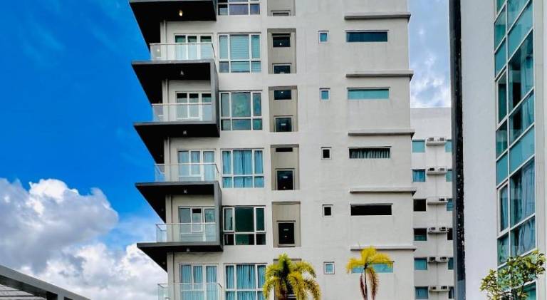 Beautiful rental apartment with pool | Pets allowed — photo 3
