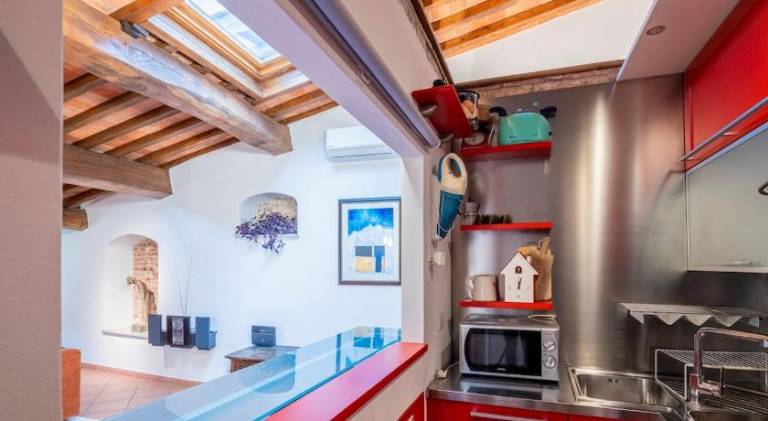 Apartment with 2 rooms for 4 persons — photo 4