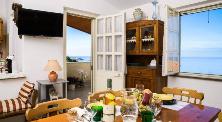 Holiday apartment with 2 rooms for 4 persons — photo 5
