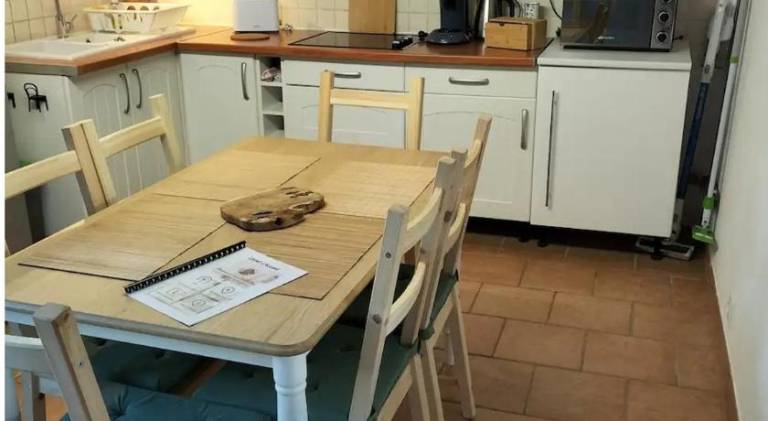 Holiday apartment with 2 rooms for 6 persons — photo 5