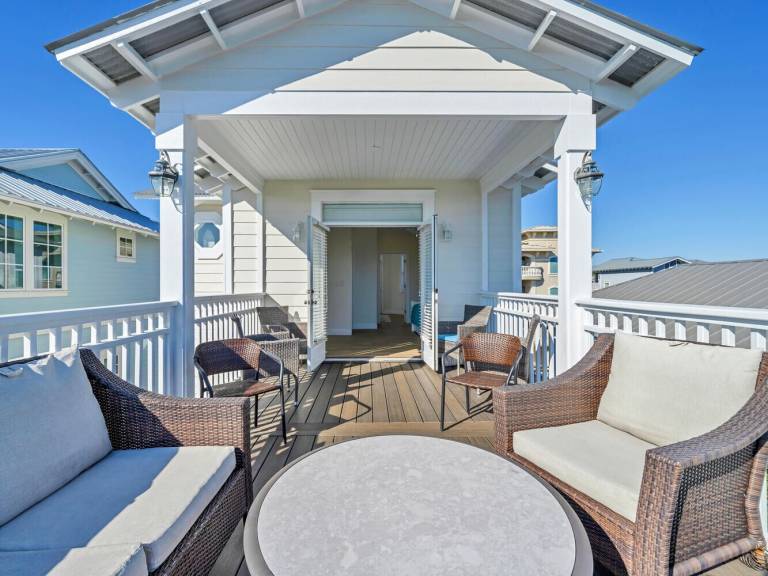 House Seacrest
