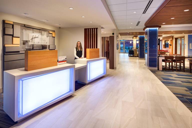 Holiday Inn Express & Suites Terrace By IHG — photo 2
