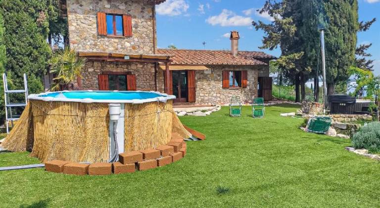 Vacation home with private pool & jacuzzi | Pets allowed in Castiglione d'Orcia