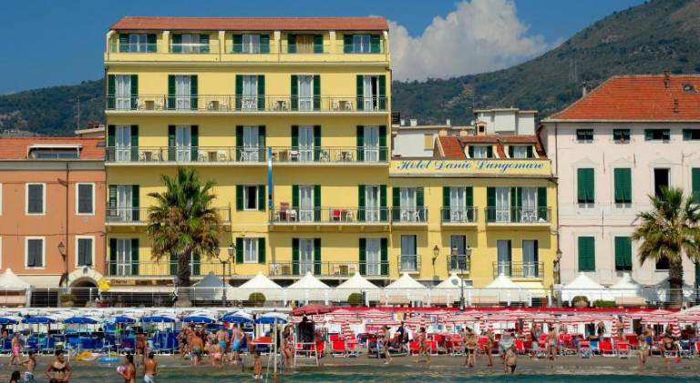 Hotel Danio Lungomare in Laigueglia