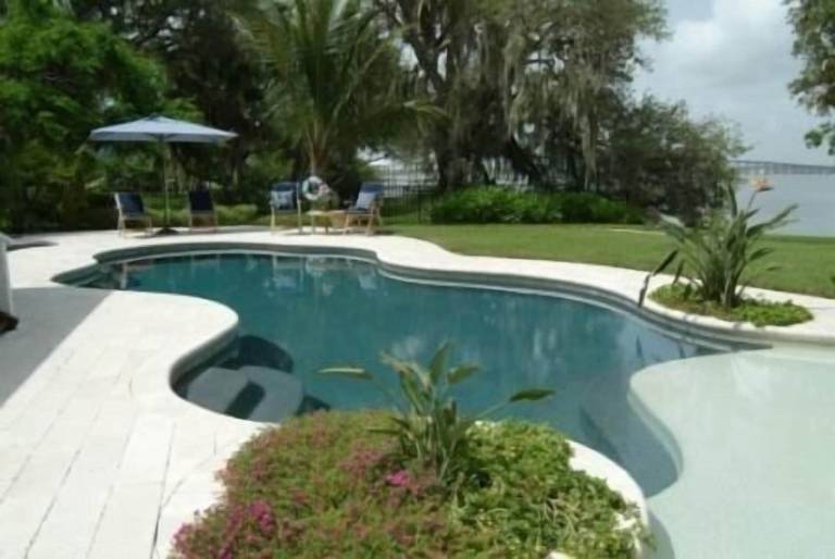 House  Merritt Island