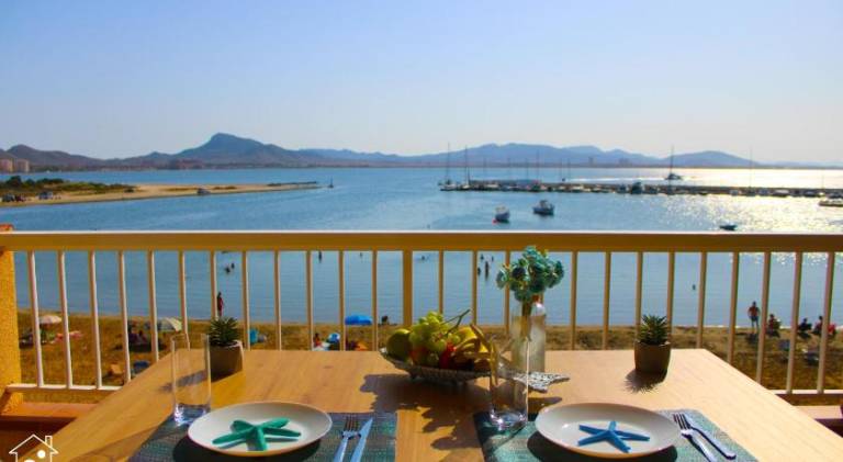 Apartment with pool in Murcia