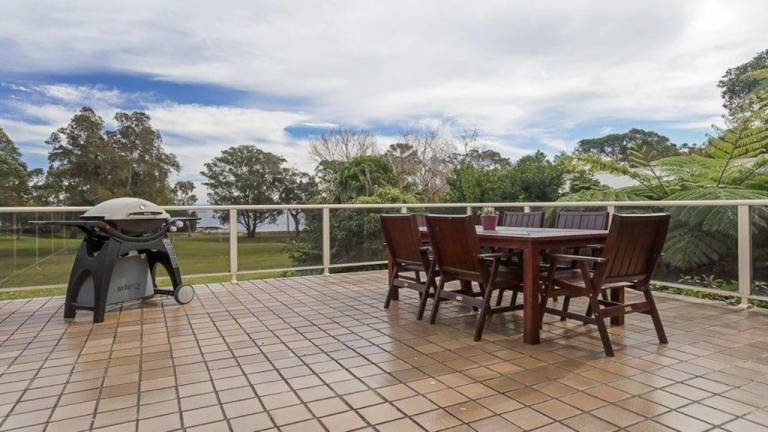 House  Lemon Tree Passage