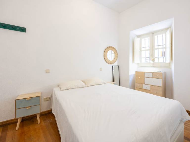 Holiday apartment | Close to Royal Palace of Madrid — photo 2