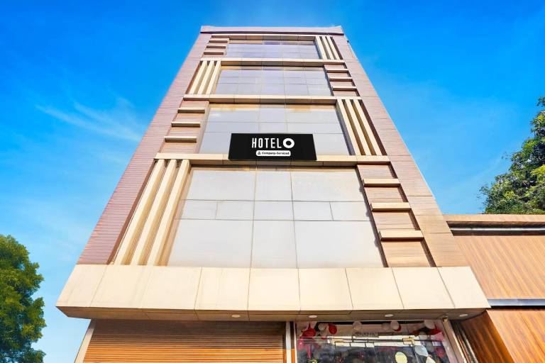 Super Hotel O Charbagh formerly Khalsa Inn