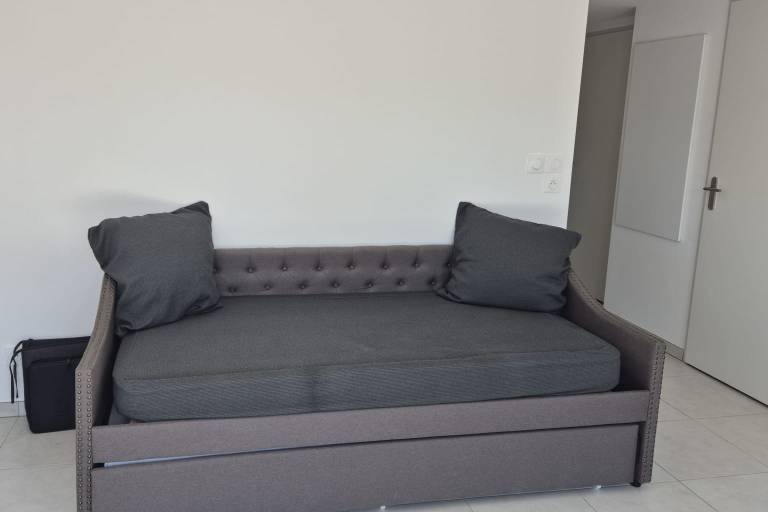 Apartment with terrace — photo 5