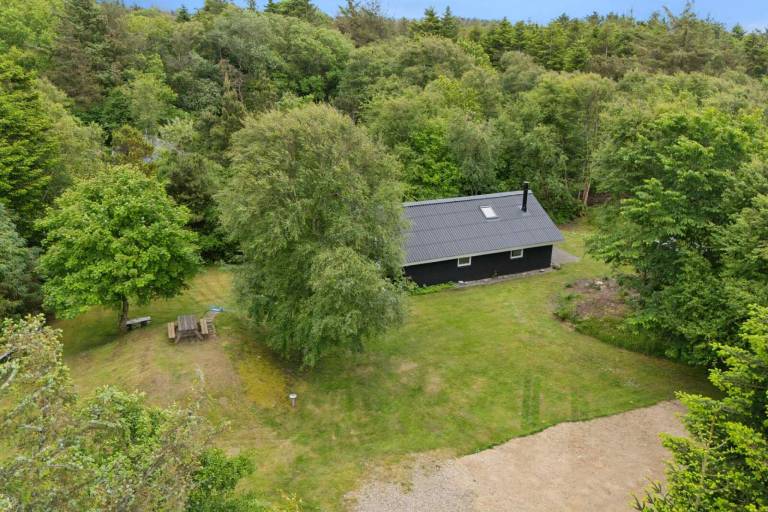     
Ferienhaus ∙ 6 Gäste ∙ 3 Schlafzimmer
