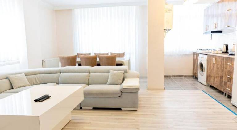 Serviced apartment with 2 rooms for 6 persons — photo 3