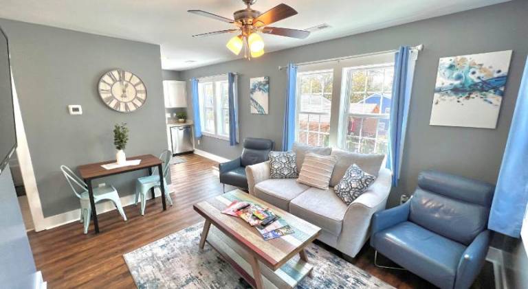 House with 2 rooms for 4 persons in Wilmington, NC