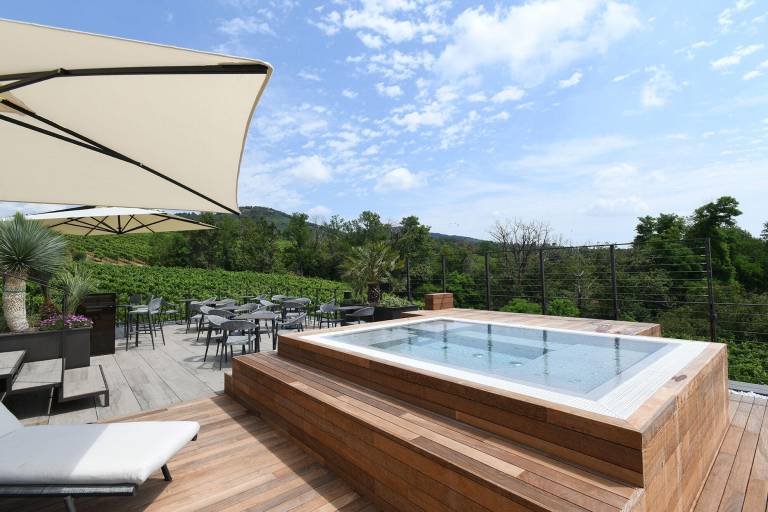 Pleasant serviced apartment with patio & garden | Pet-friendly — photo 2