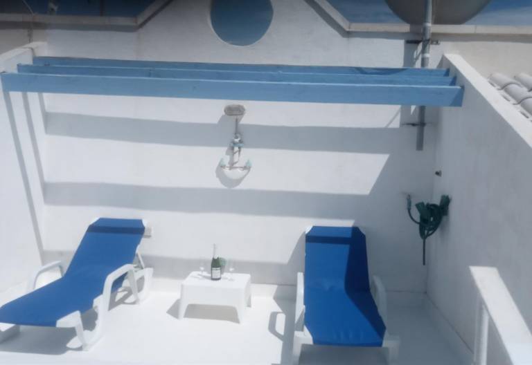 Apartment 'Duquesa Beach ' with Sea View, Wi-Fi and Air Conditioning — photo 2