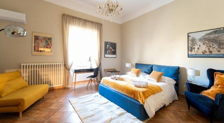 Palazzo Troisi Historic Apartment - Home Cinema — photo 2