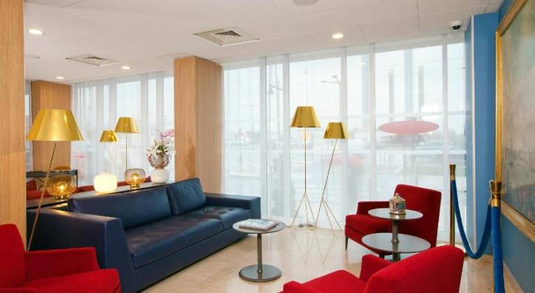 Wonderful serviced apartment | Close to Cité du Vin | Pets allowed — photo 3