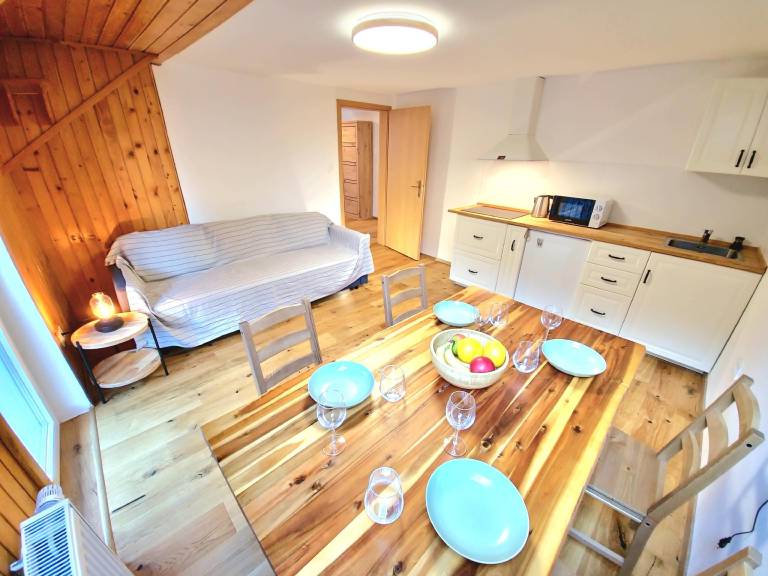 Apartma Obrne