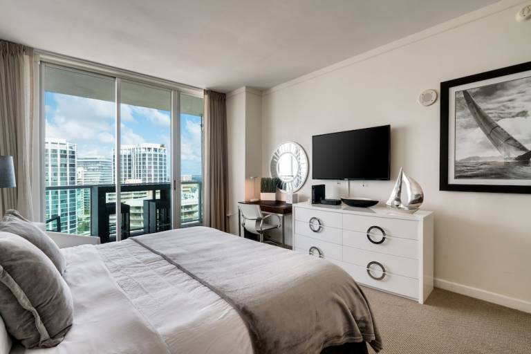 Apartment  Coconut Grove