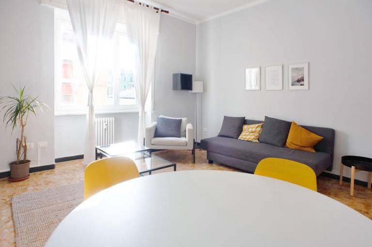 Holiday apartment with patio | City view — photo 5
