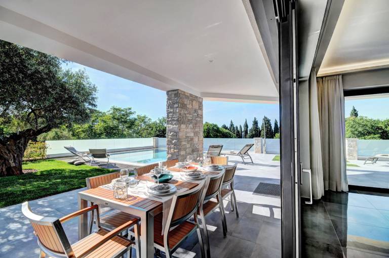 Villa Emotion with Pool — photo 4