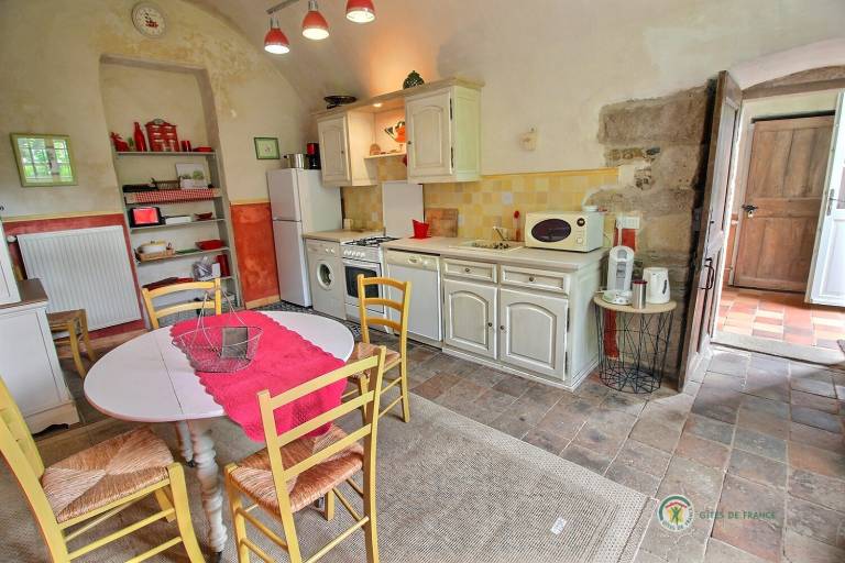Gite with garden — photo 3