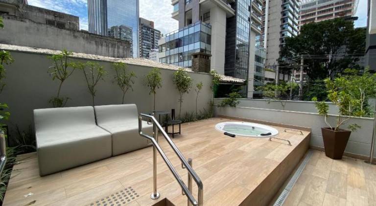 Holiday apartment with garden — photo 3